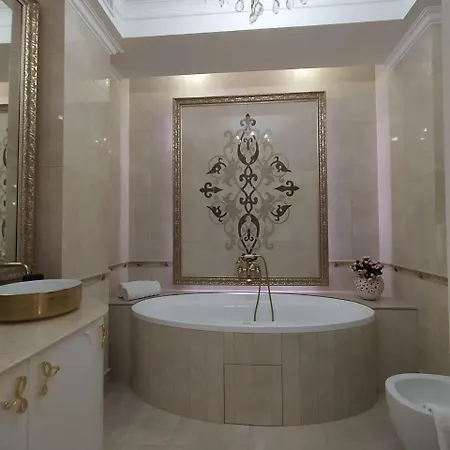 Lägenhet Luxury Near National In Chishinau
